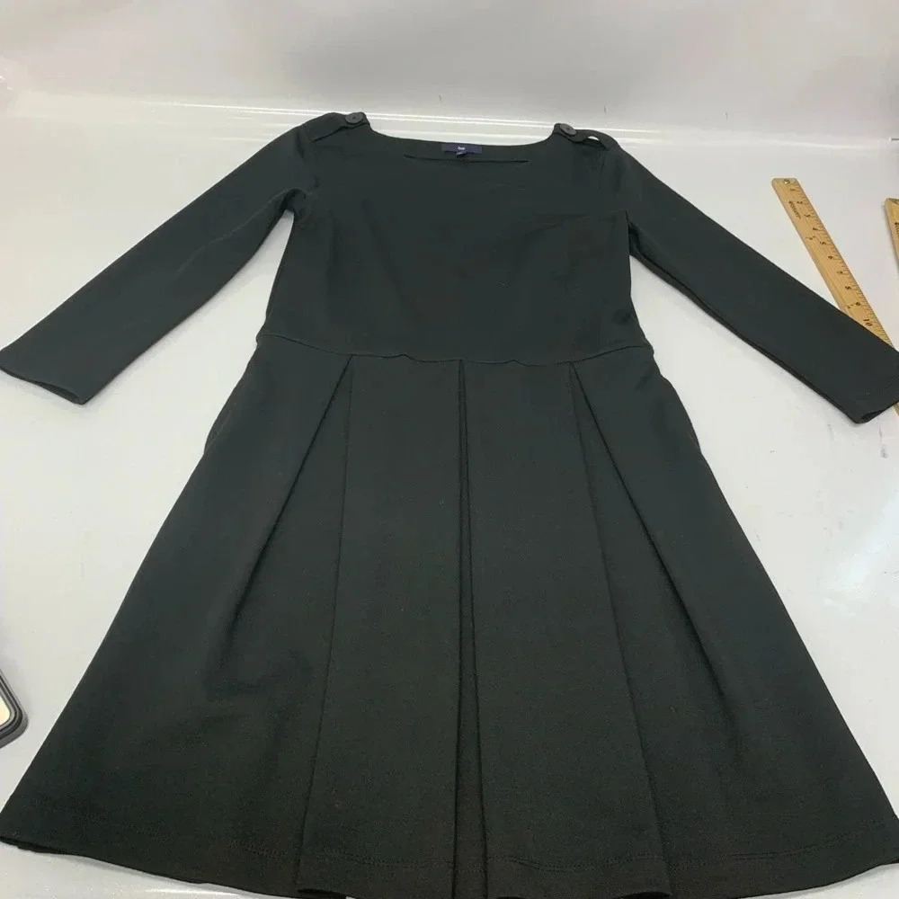 Gap Dress Black XS Knit Drop Waist  3/4 Sleeve Pockets‎ Pleats Back Zip Classic - Picture 6 of 11